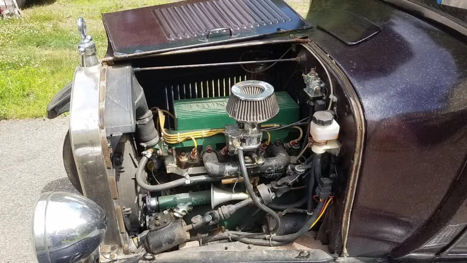 Fordor engine left side